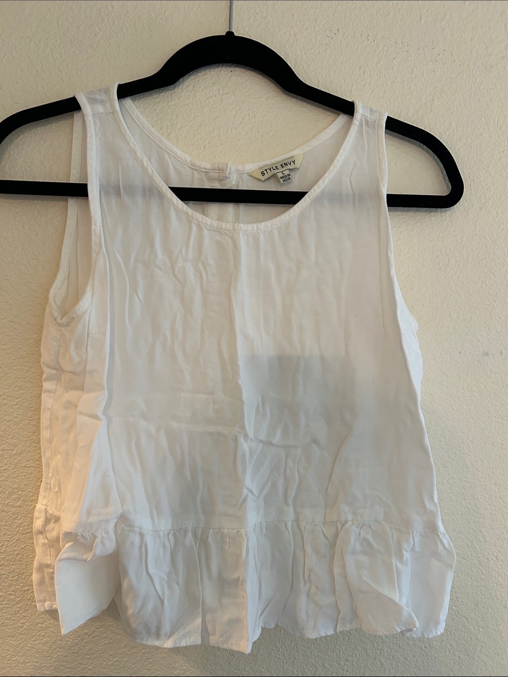 Style Envy White Ruffle-Hem Sleeveless Camisole